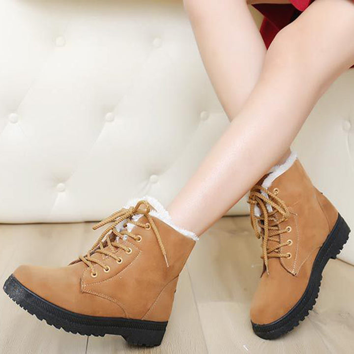 Hoge snowboots voor dames met veters en warme wolvoering