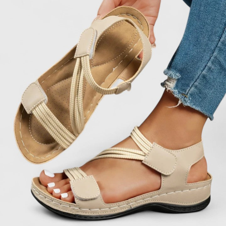 Sandalen met plateauzool, bandjes en open neus voor dames