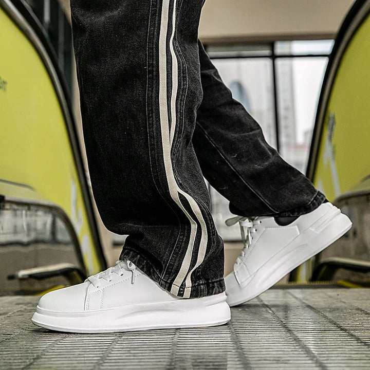 Dames Sneakers van Wit Leer met Minimalistische Look