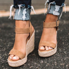 Comfortabel sandalen met T-band en sleehak voor dames
