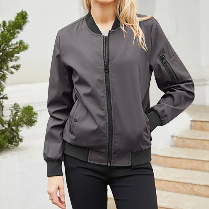 Dames Windjack met Capuchon en Streetwear Look