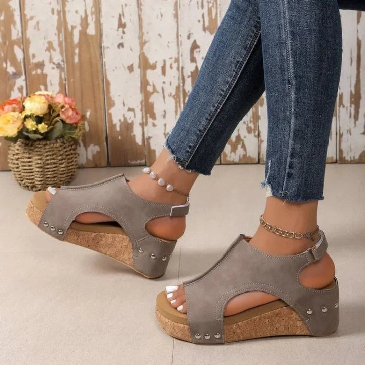 Zomerse wedge sandalen met open teen
