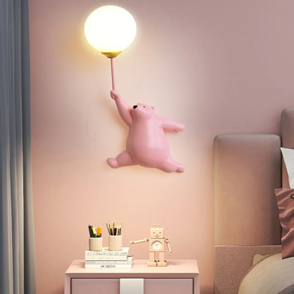 Wandlamp met ballonbeer