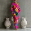 Casual damesjurk met off-shoulder design en graffiti-print