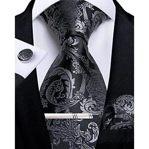 Herenset met paisleystropdas – edele accessoires voor bruiloften & evenementen