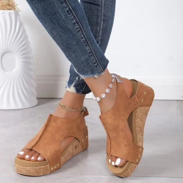 Zomerse wedge sandalen met open teen