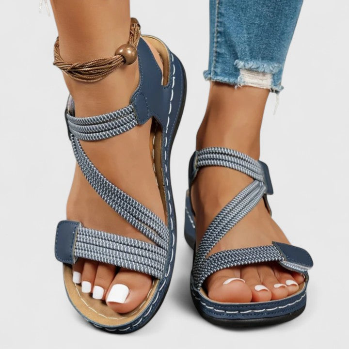 Sandalen met plateauzool, bandjes en open neus voor dames