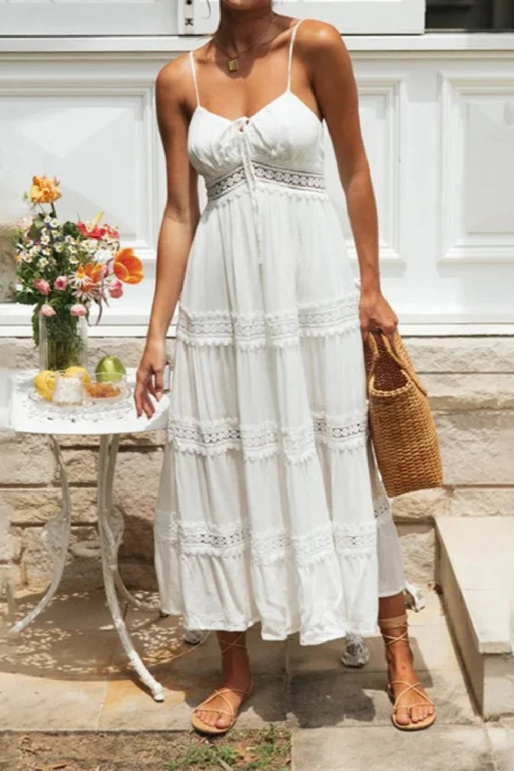 Lange halterjurk met kanten afwerking Dames - ideaal voor de lente en zomer!