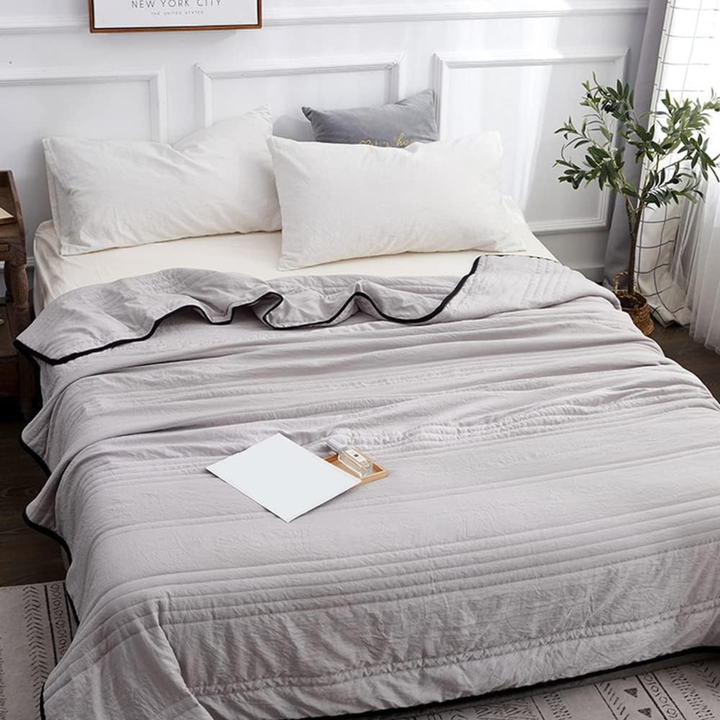 De Everchill Ice Cooling Blanket houdt je de hele nacht comfortabel en koel
