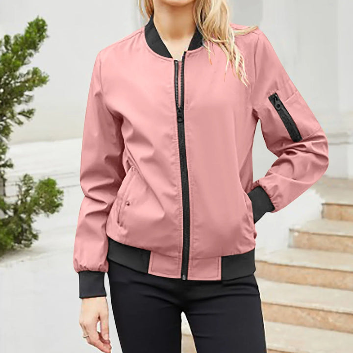 Dames Windjack met Capuchon en Streetwear Look