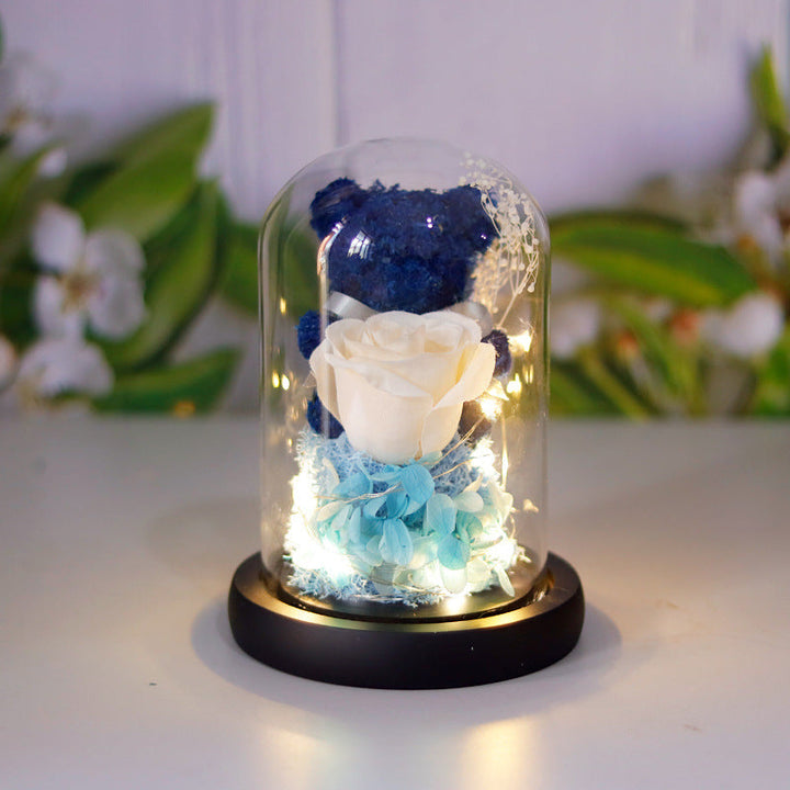 Beertje met eeuwige roos onder stolp met warm ledlicht