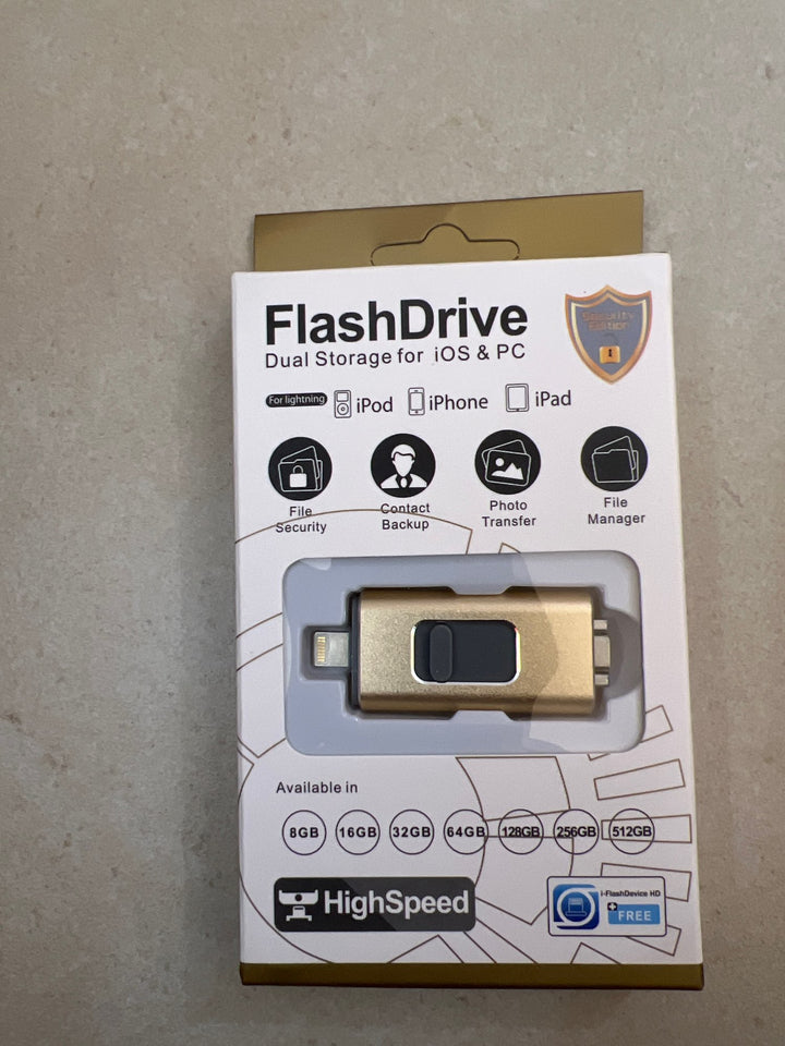 4 in 1 Flashdrive, nooit meer een lege mobiel met onze handige flashdrive, past op elk apparaat!