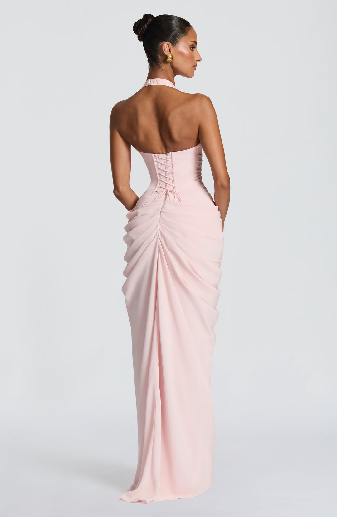 Linde maxi-jurk met halternek, korsetbovenstuk en chiffon rok