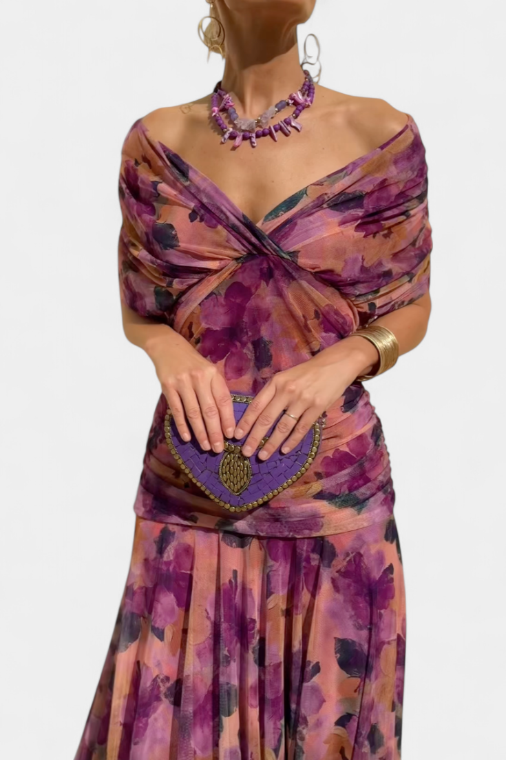 Lange, elegante, vloeiende damesjurk – V-hals, verfijnd ontwerp