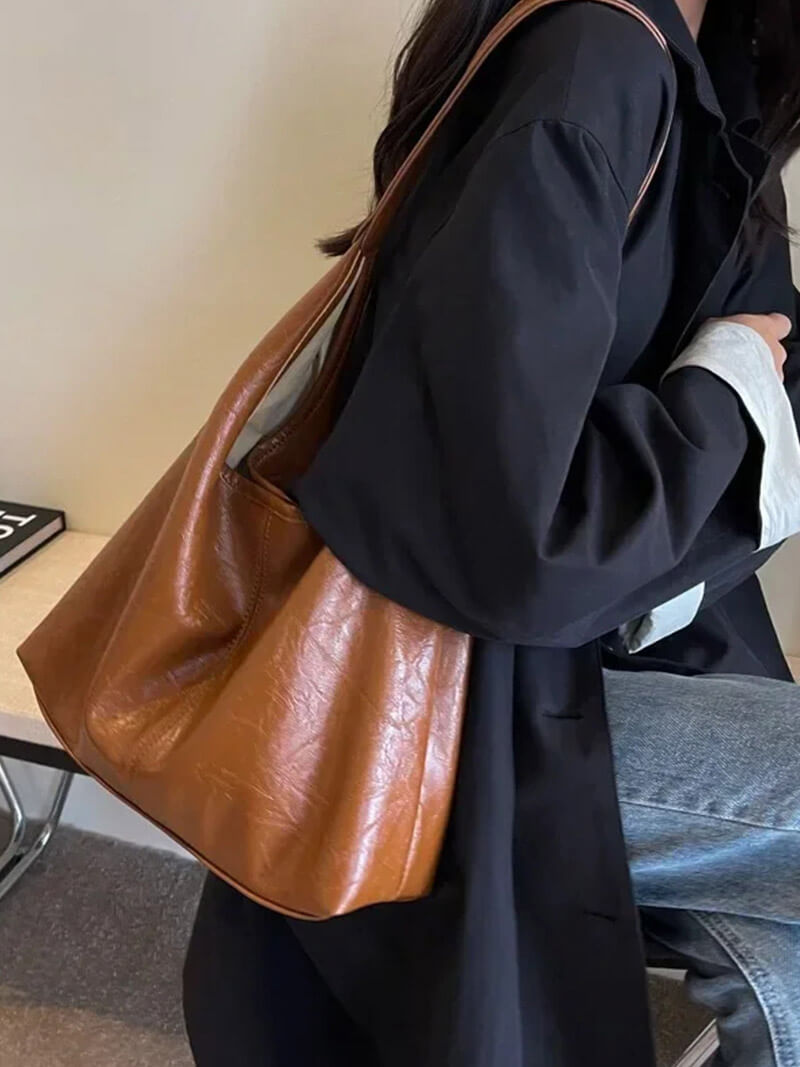 Leren Schoudertas voor Dames met Minimalistisch Ontwerp – Luxe Accessoire voor Dagelijks Gebruik