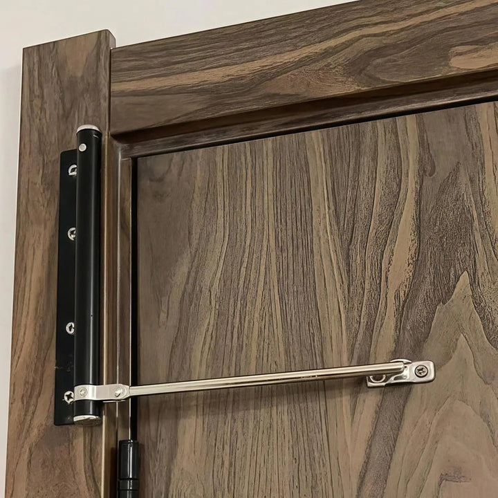 Automatische deurdranger met instelbare veerspanning en stille sluitsnelheid