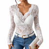 Damesblouse van kant met lange mouwen, V-hals en golvende afwerking