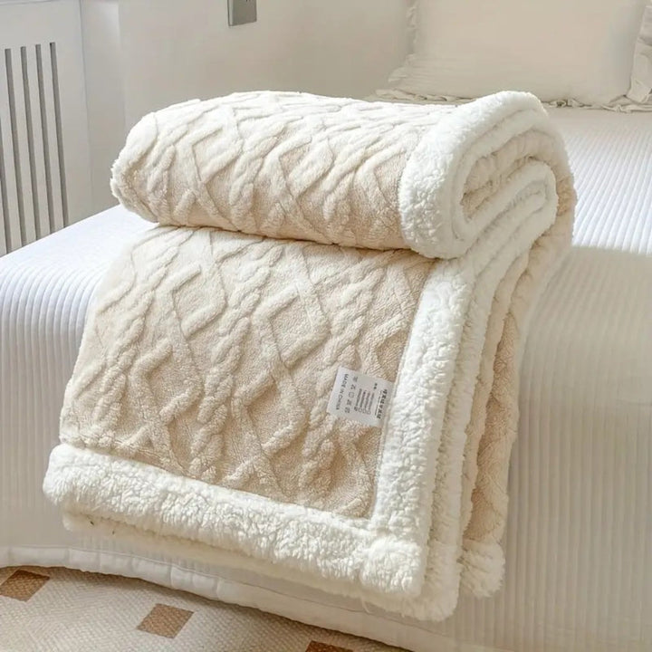 Diamond knit sherpa deken