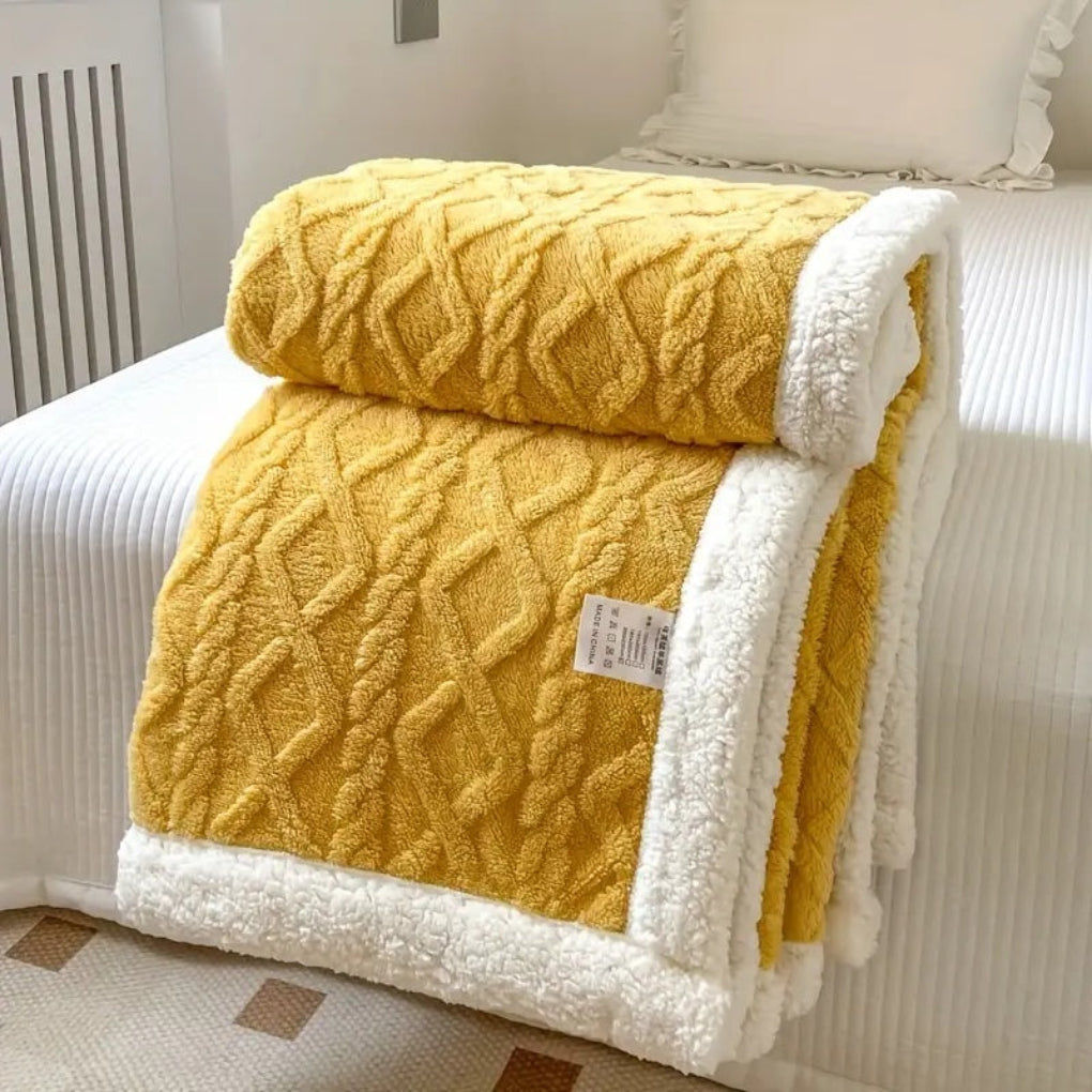 Diamond knit sherpa deken