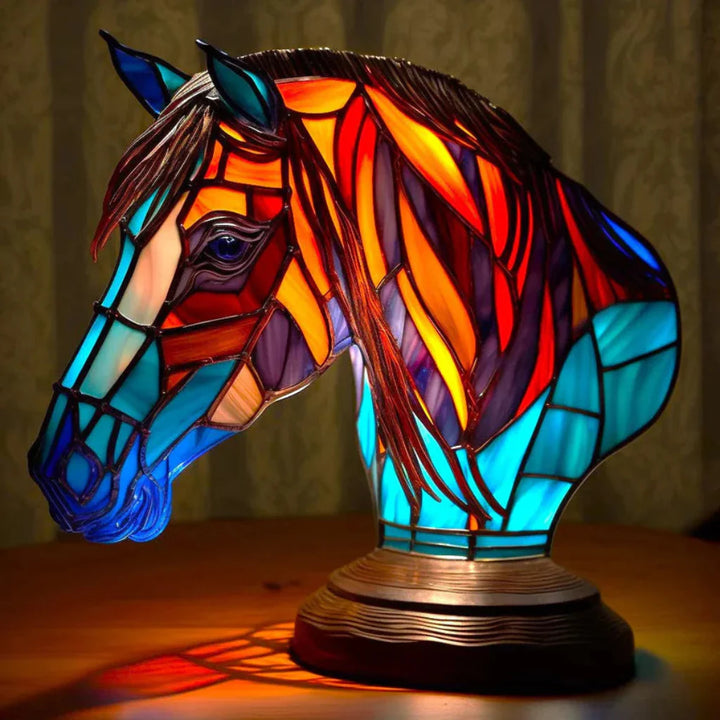 Unieke stijl van gekleurd glas voor sfeervolle interieurs