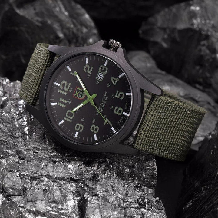 Veldhorloge voor heren, tactisch analoog met nylon band en militaire schaal voor outdooravonturen