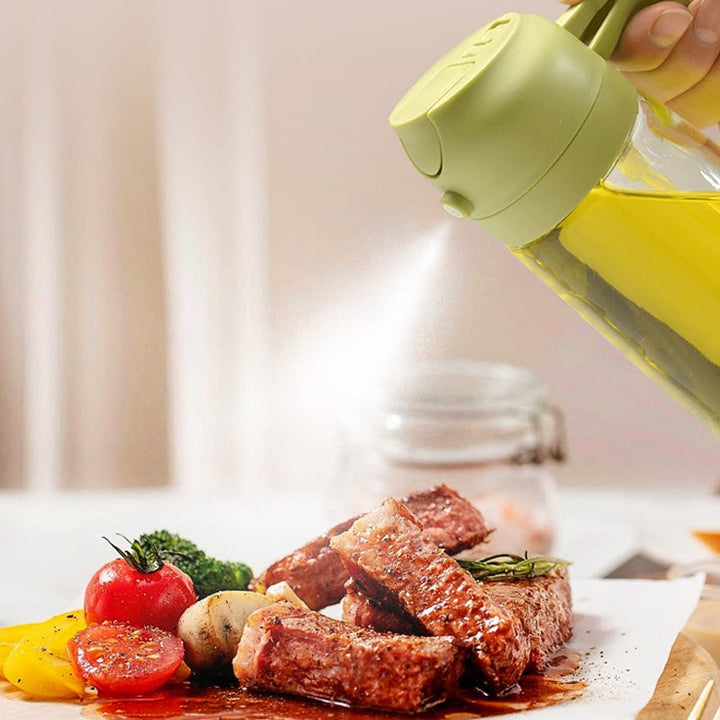 Olijfolie-sproeier met glazen fles en klapdop schenktuit voor olie en azijn