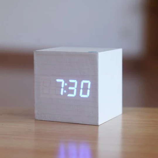 Digitale Houten Klok met LED-display