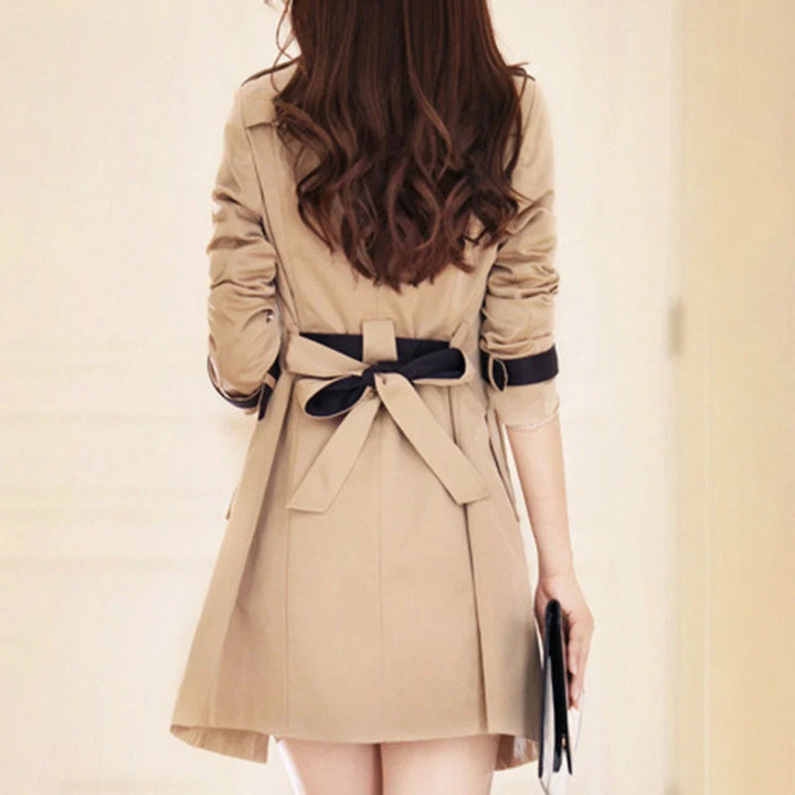 Winddichte Lange Damesjas met Reverskraag