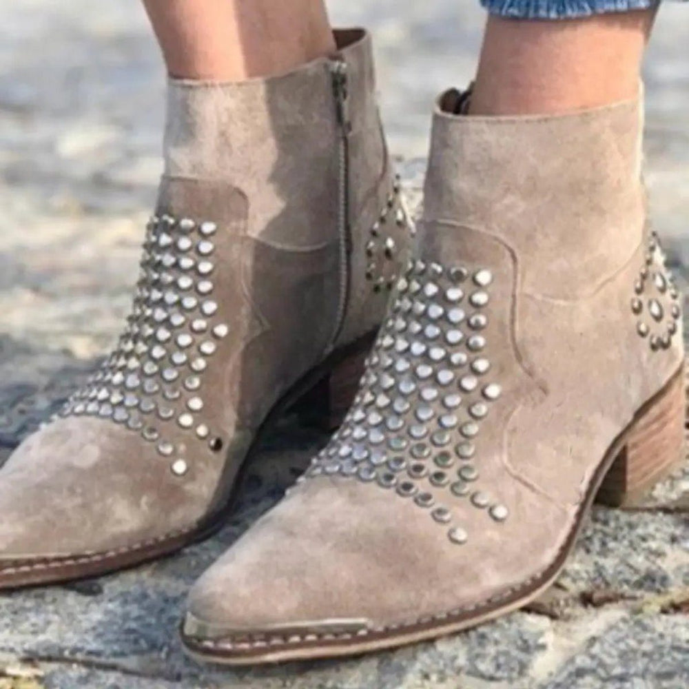 Suède enkellaarsjes met blokhak en studs voor dames