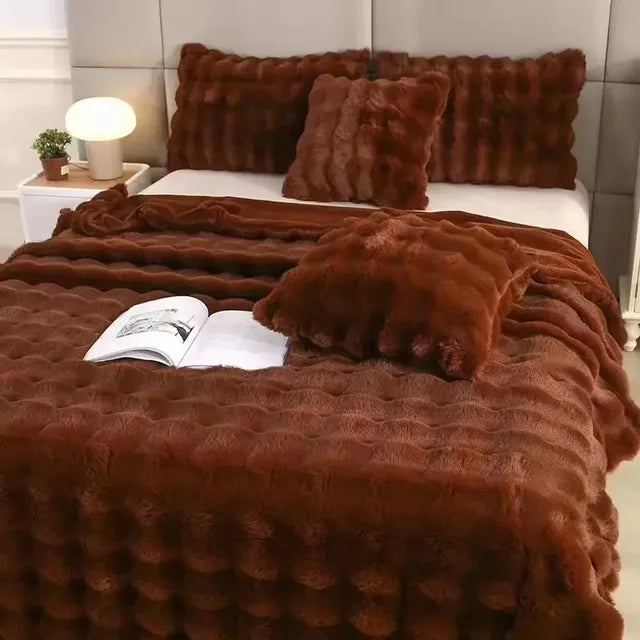 Colin Pluche Deken - Winters Luxueus & Superzacht
