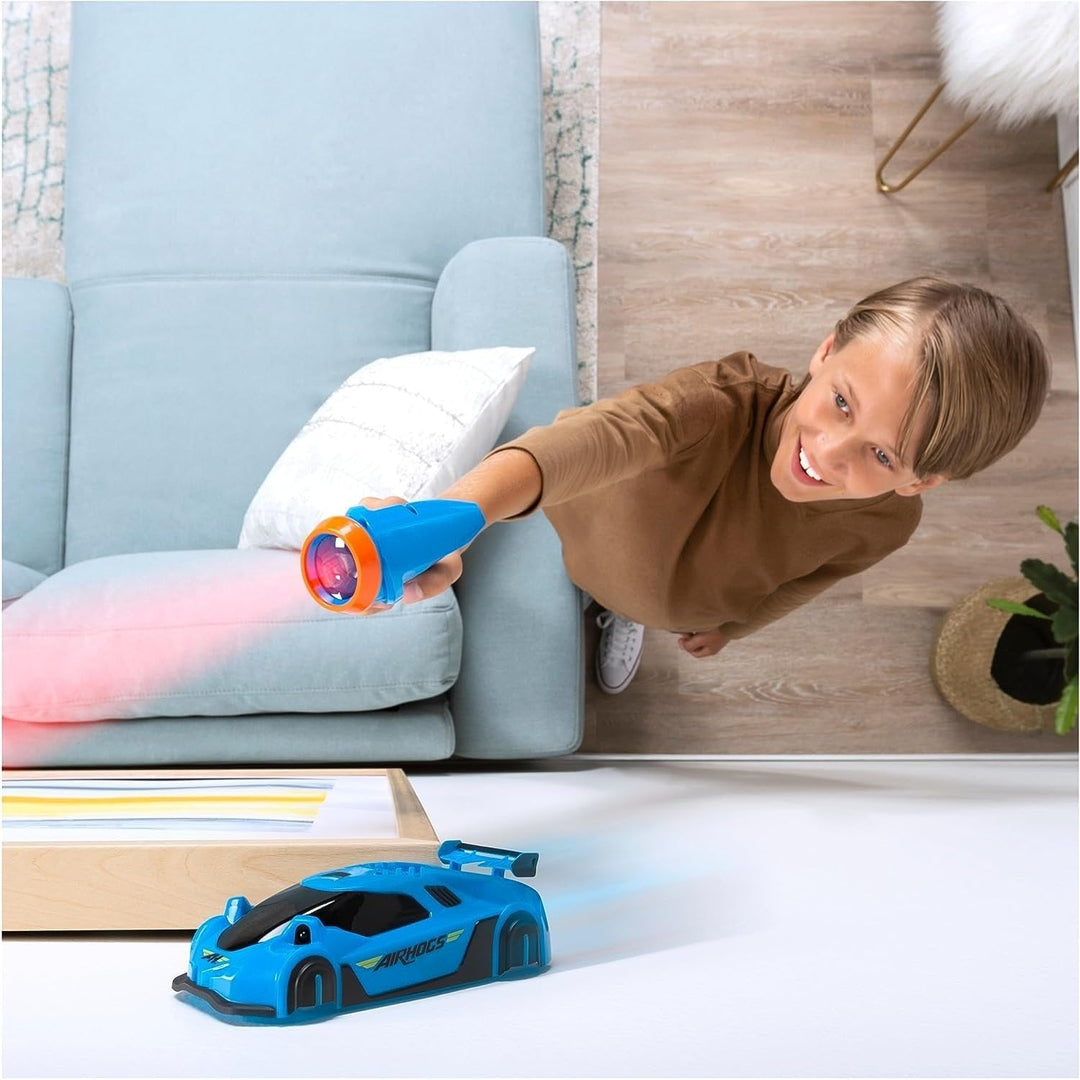 Wandklimmende RC-auto met laserpointerbediening en oplaadbare USB-accu