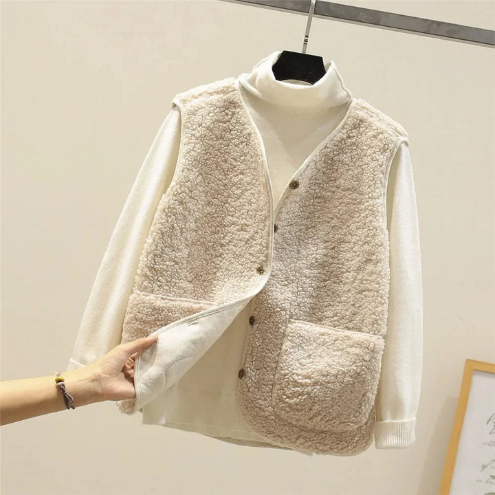 Sherpa gilet met V-hals en knopen